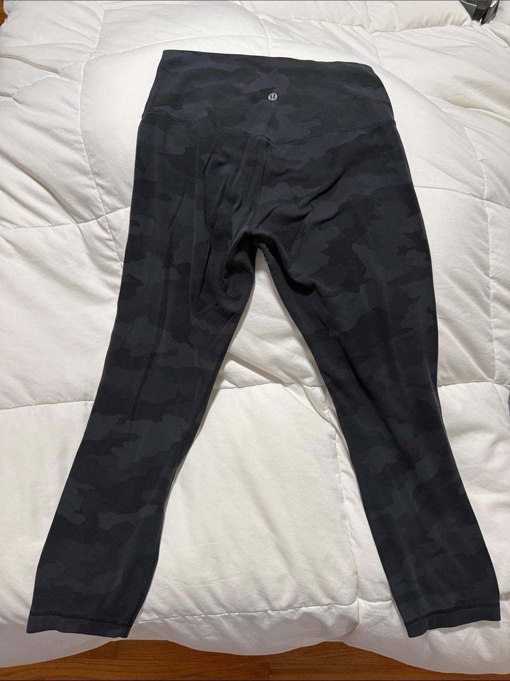 lululemon athletica Women's Black Camo Leggings
